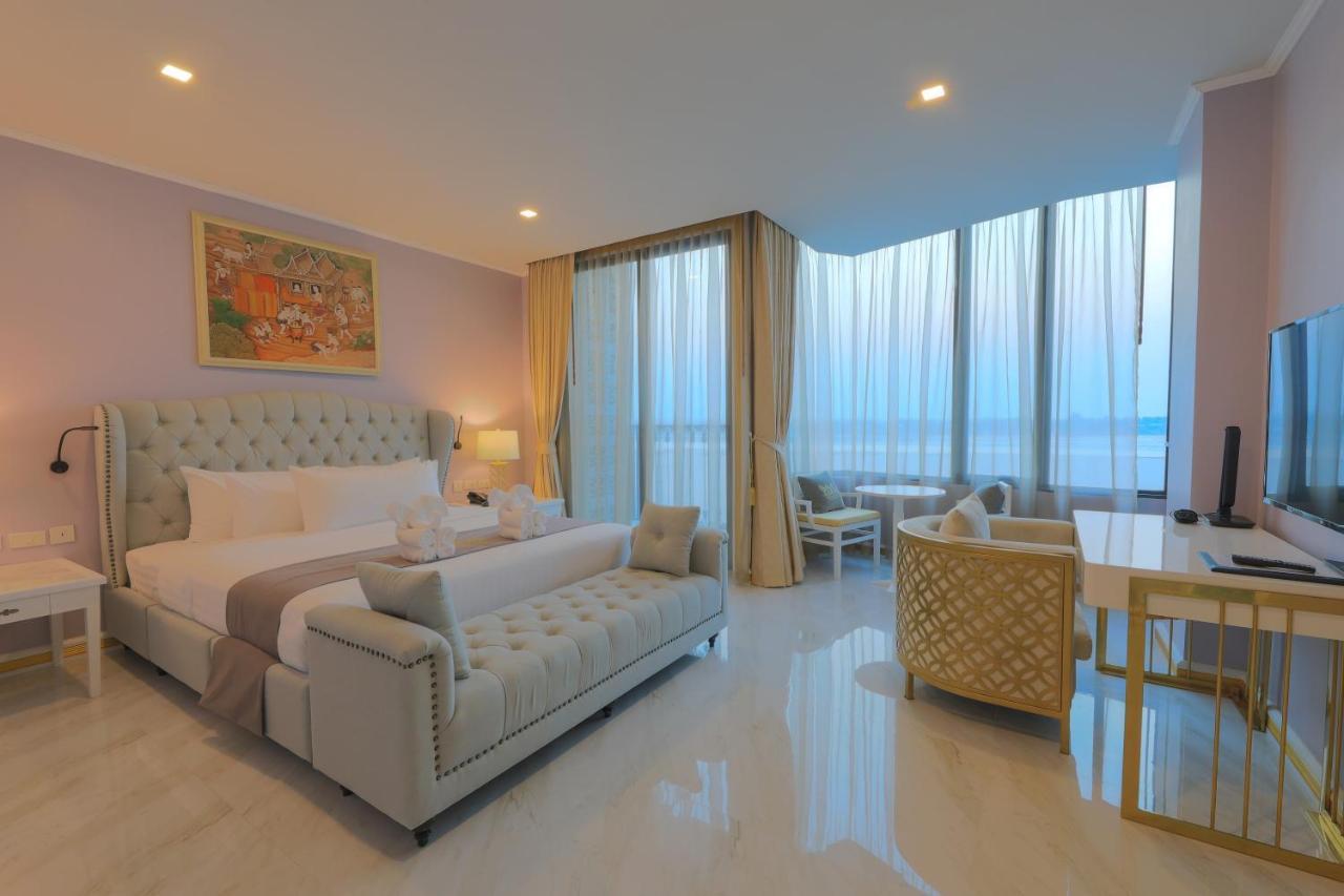 Mekong Heritage Hotel Nakhon Phanom Bagian luar foto